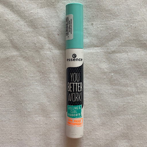 ریمل اسنس مدل یو بتر ورک( حجم دهنده و حالت دهنده ضدآب) / Essence You Better Work Volume & Curl Mascara Gym proofWaterproofحجم 10میل(اصلی)